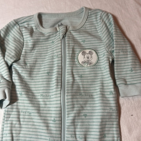 Disney Baby - Pair of One Piece Footie Sleeper - White and Light Blue - Picture 4 of 5